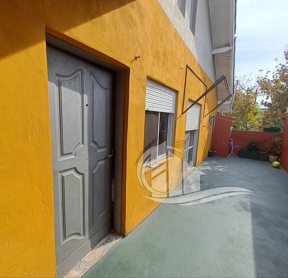 Chalet PH VENTA Quilmes O.- NUEVO PRECIO -