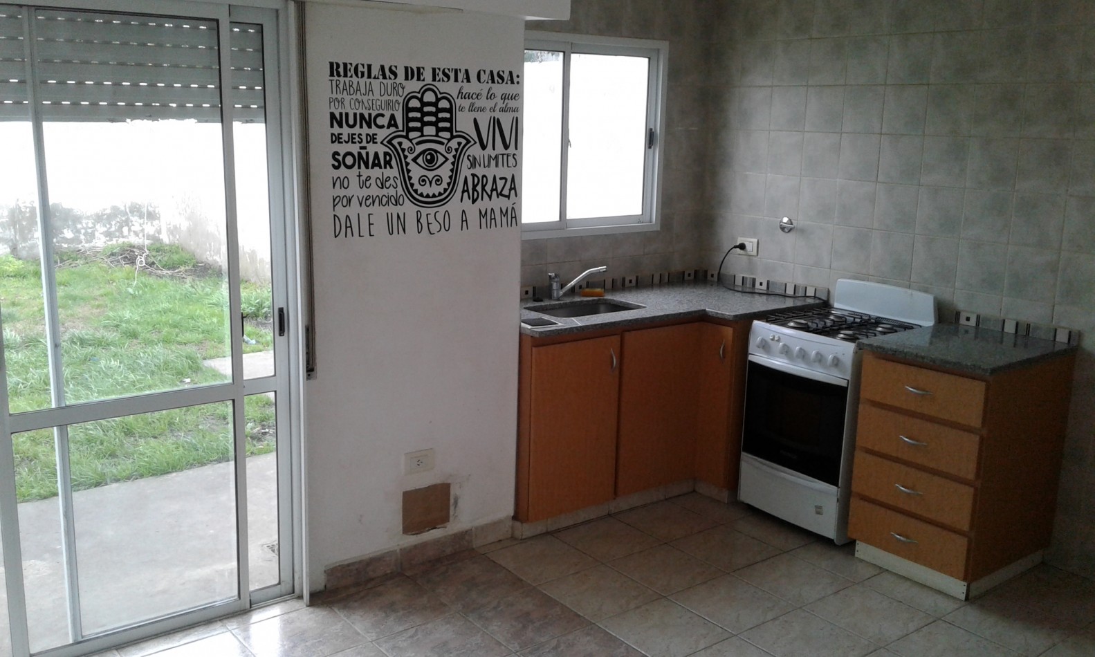 Venta PH DUPLEX 3 AMB-PATIO-ESPACIO COCHERA-2 BAÑOS-BERUTTI 5900