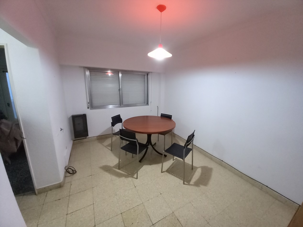 VENTA 2AMB BALCON IMPECABLE CONTRAFRENTE-ORIGINAL-COLON y SANTIAGO