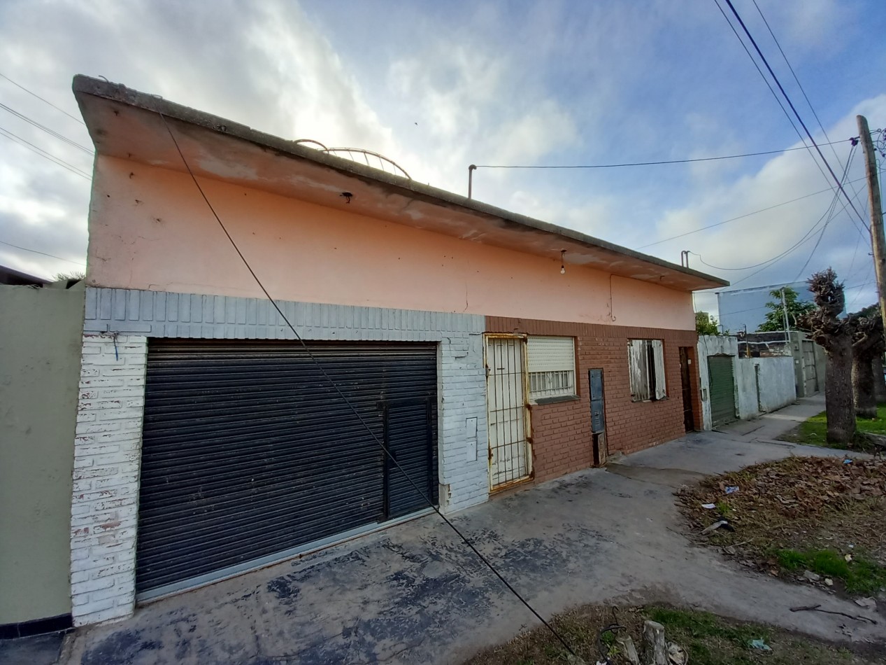 VENTA 3 CASAS A REMODELAR en LOTE PROPIO 