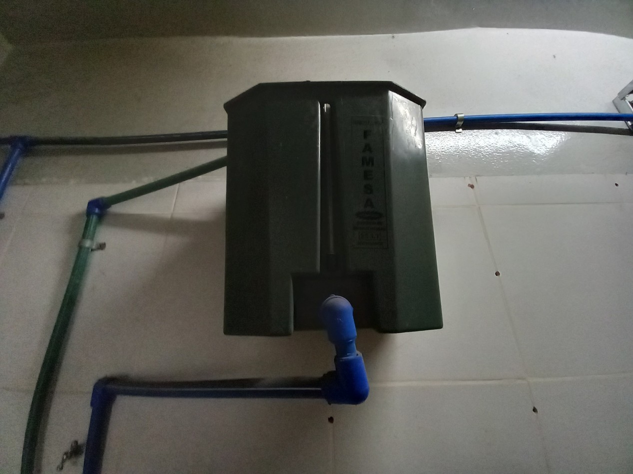 Venta Local chico con SOTANO TUCUMAN y FALUCHO