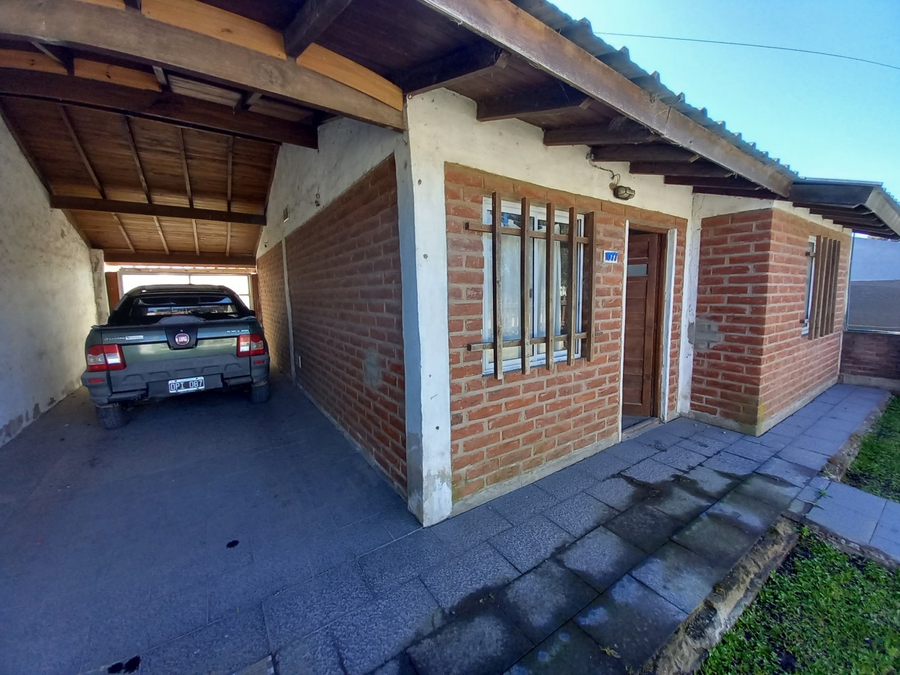 Venta Casa 3AMB patio y Quincho Semicubierto-Santa Clara