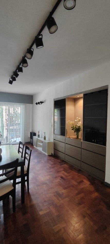 Venta 3AMB EXCELENTE SEMIPISOx ESCALERA FRENTE