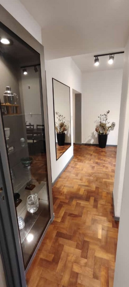 Venta 3AMB EXCELENTE SEMIPISOx ESCALERA FRENTE