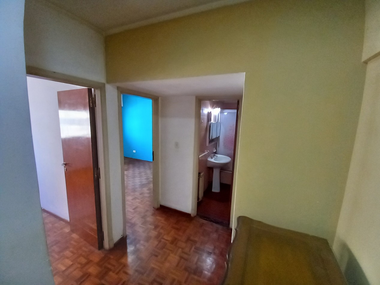 VENTA 3AMB AMPLIO FRENTE AMPLIO BALCON-Salta y Luro