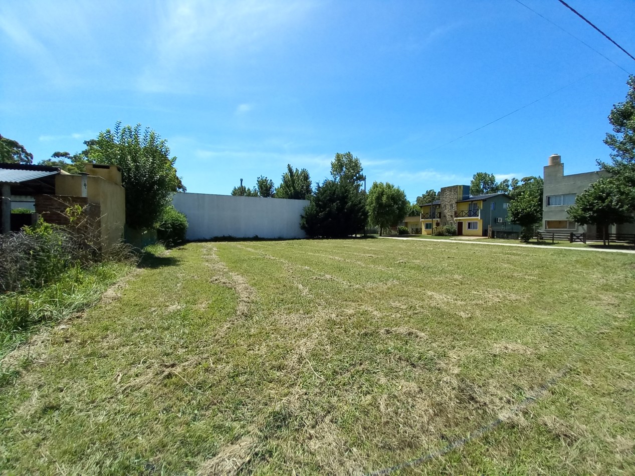 VENTA LOTE en Esquina en LA CALETA 