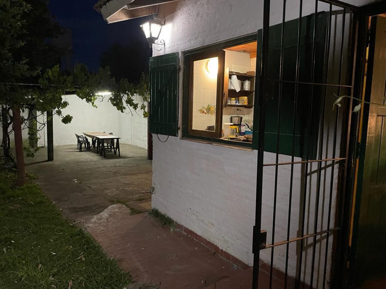 VENTA CASA con AMPLIO LOTE en CHAPADMALAL 