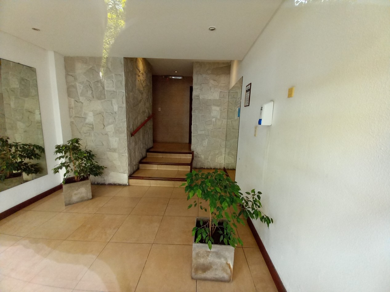 VENTA 2AMB AL FRENTE con BALCON CERRADO PASEO ALDREY 