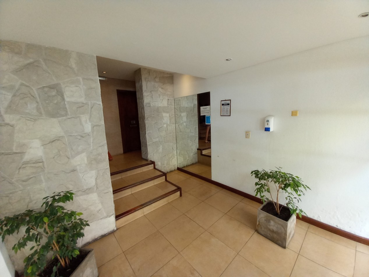 VENTA 2AMB AL FRENTE con BALCON CERRADO PASEO ALDREY 