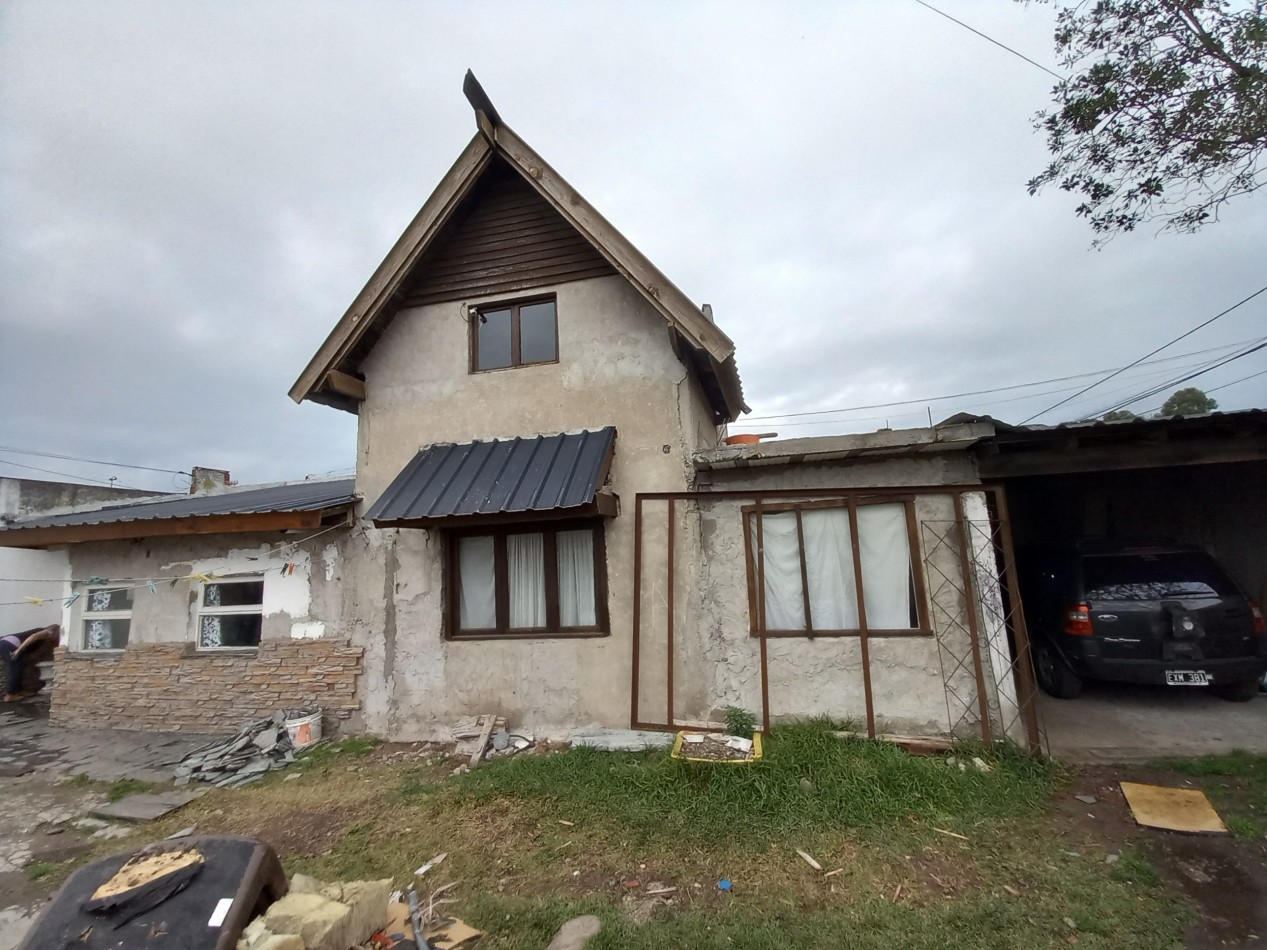 VENTA CASA 3AMB PARQUE COCHERA LOSA