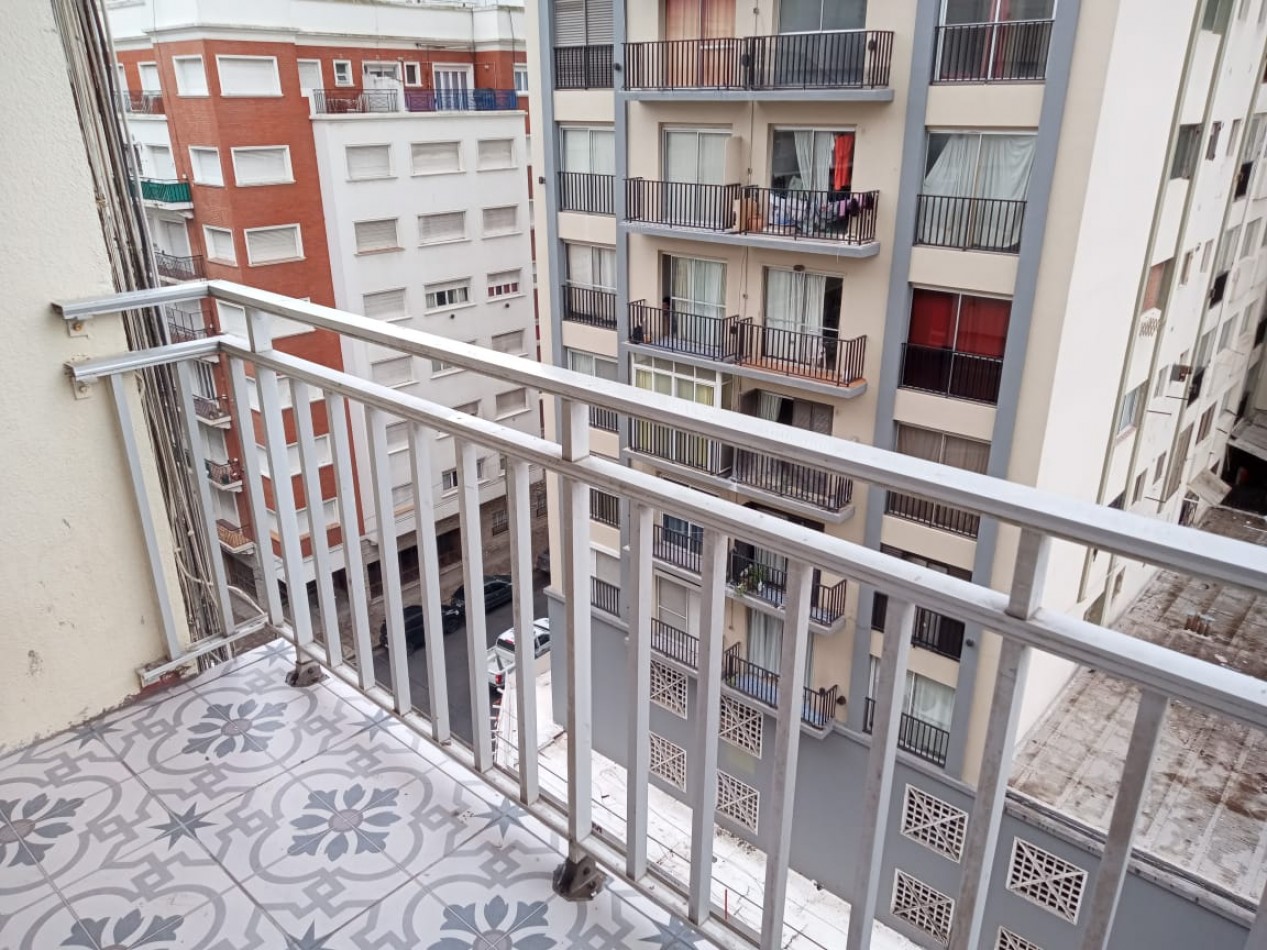 VENTA 2AMB AMPLIO CENTRO 