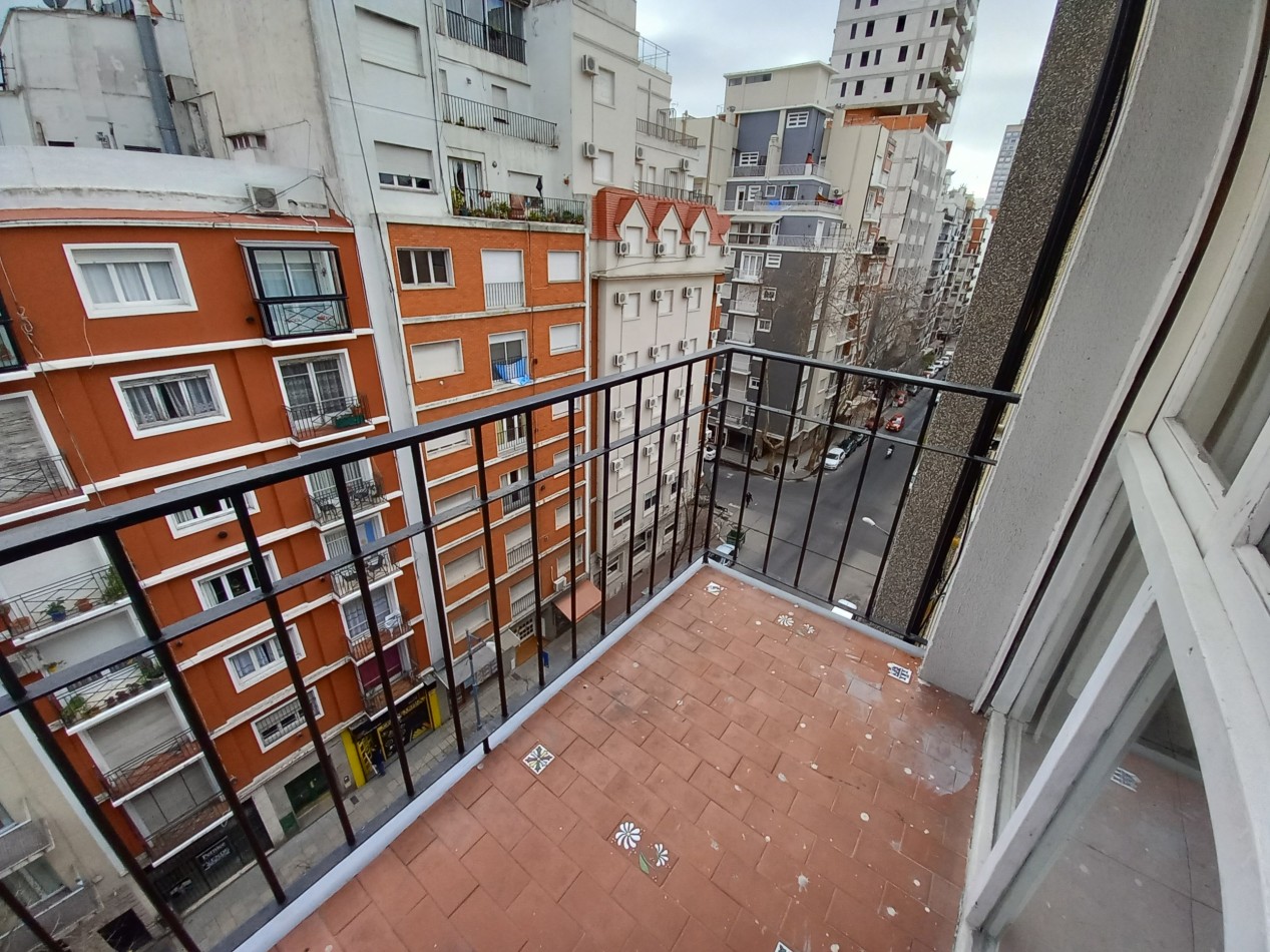 VENTA 1AMB BALCON A LA CALLE CENTRO 