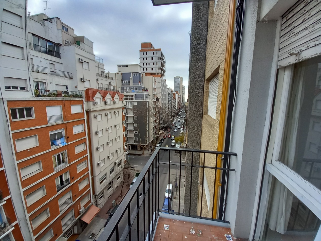 VENTA 1AMB BALCON A LA CALLE CENTRO 