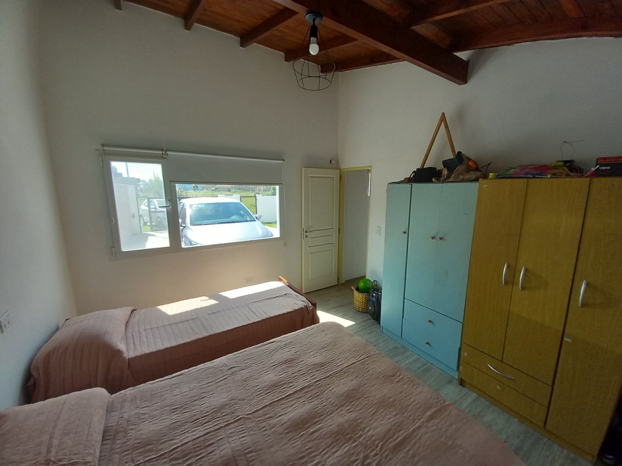 Venta CASA 2AMB CASI NUEVA CAMET NORTE 