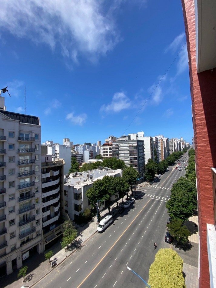 VENTA 3AMB RECICLADO CENTRO MUEBLES Y ARTEFACTOS A ESTRENAR 