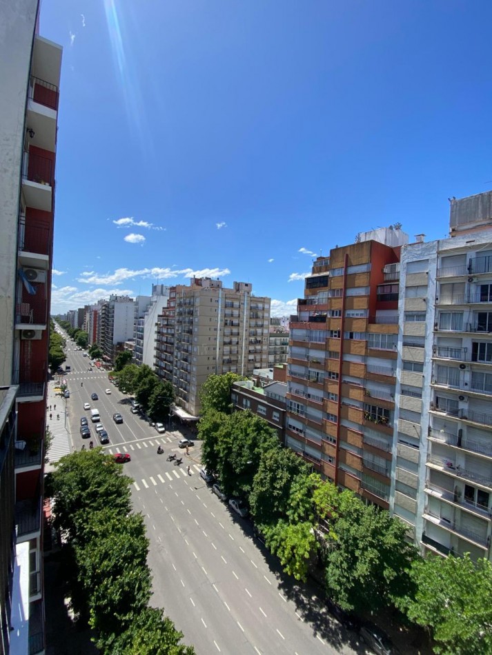 VENTA 3AMB RECICLADO CENTRO MUEBLES Y ARTEFACTOS A ESTRENAR BALCON 