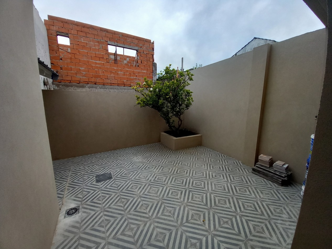 Venta CASA en PH 4AMB A ESTRENAR COCHERA PATIO