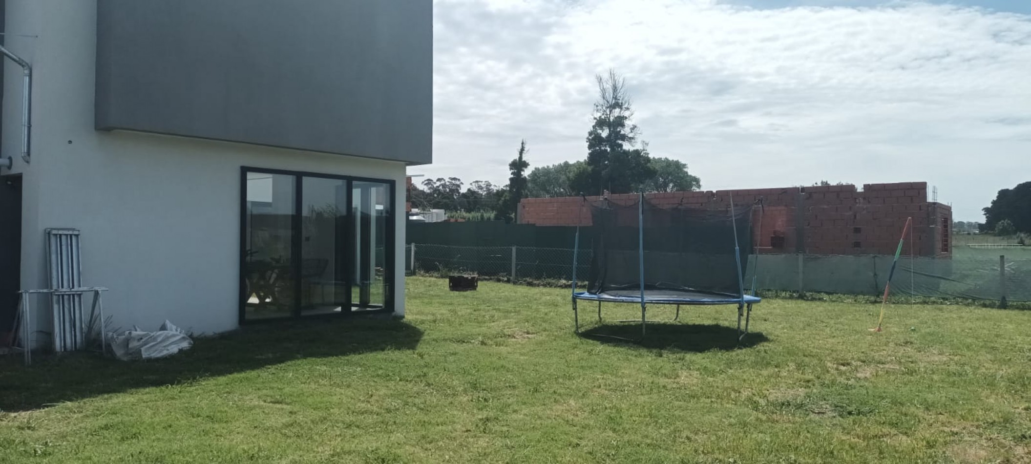 ALQUILER X TEMPORADA CASA MODERNA en BARRIO PRIVADO ARENAS CHICO