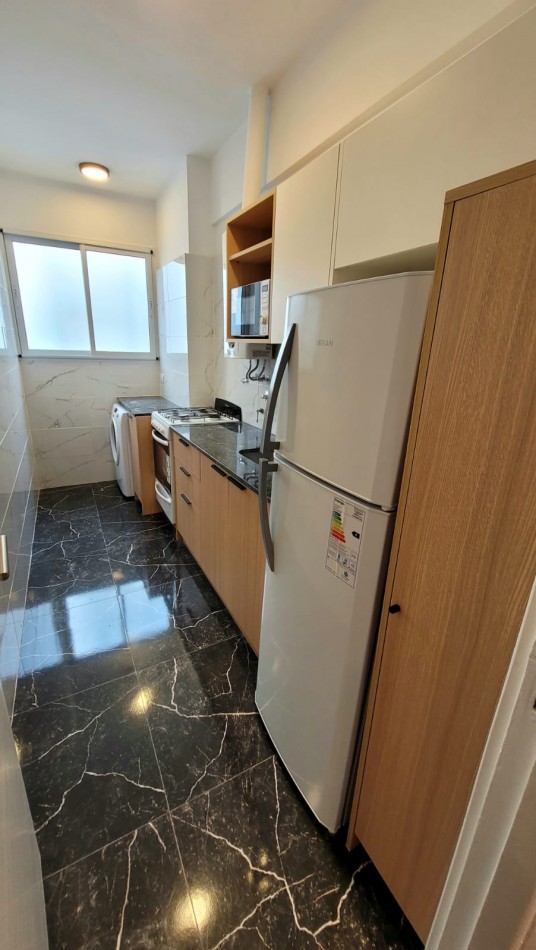 VENTA 2AMB FRENTE BALCON SALIENTE CENTRO