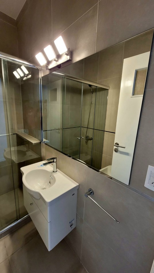 VENTA 2AMB FRENTE BALCON SALIENTE CENTRO
