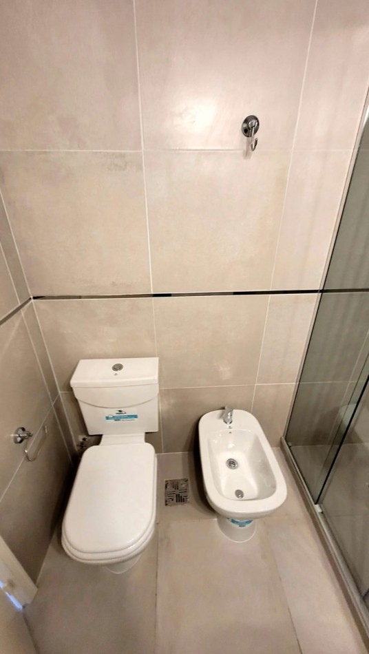 VENTA 2AMB FRENTE BALCON SALIENTE CENTRO