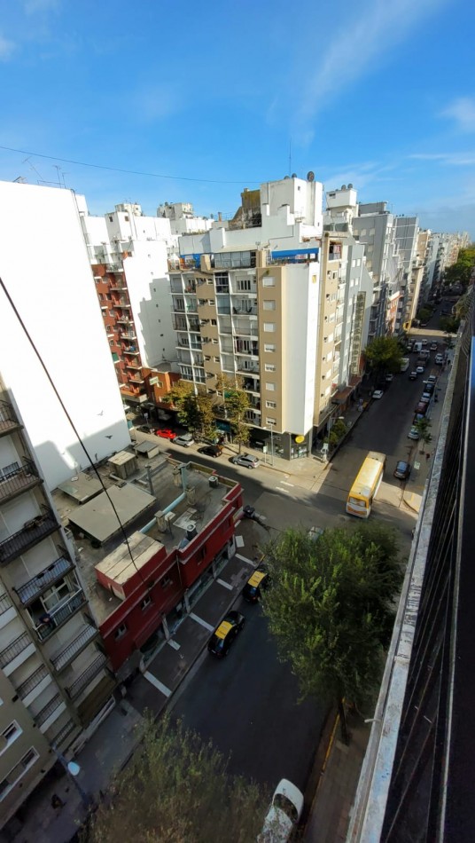 VENTA 2AMB FRENTE BALCON SALIENTE CENTRO