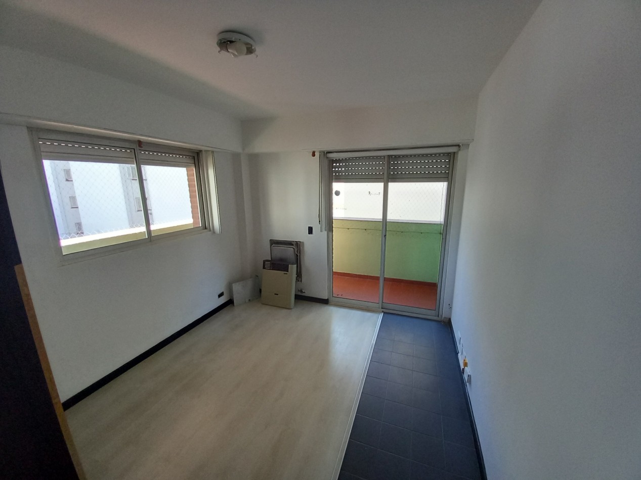 ALQUILER x 18 Meses 1AMB AMPLIO con BALCON y LAVADERO-LA PERLA