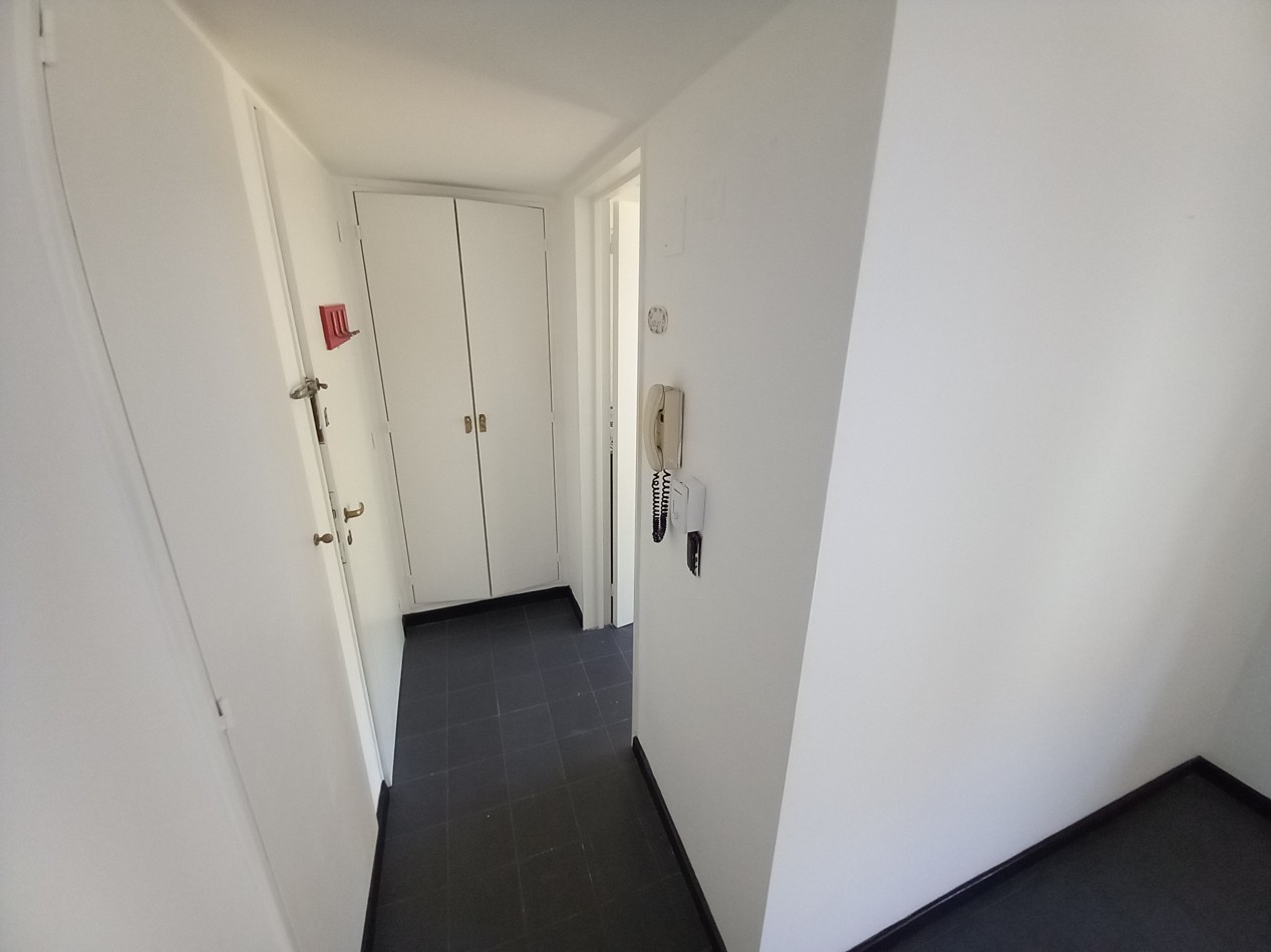 ALQUILER x 18 Meses 1AMB AMPLIO con BALCON y LAVADERO-LA PERLA