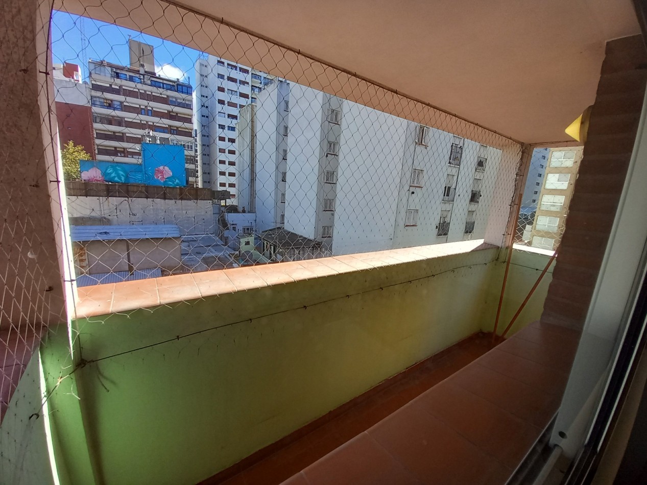 ALQUILER x 18 Meses 1AMB AMPLIO con BALCON y LAVADERO-LA PERLA