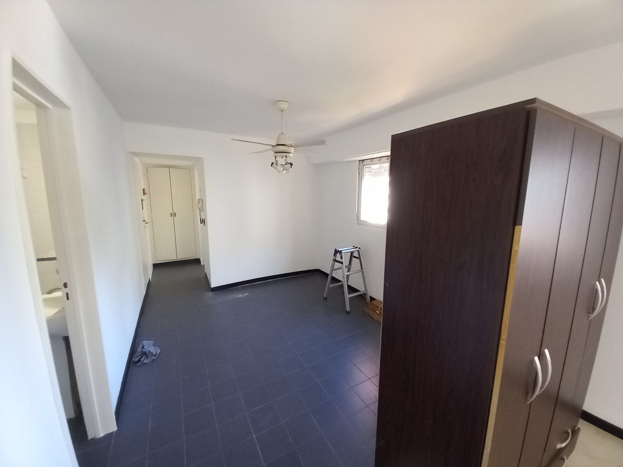 ALQUILER x 18 Meses 1AMB AMPLIO con BALCON y LAVADERO-LA PERLA