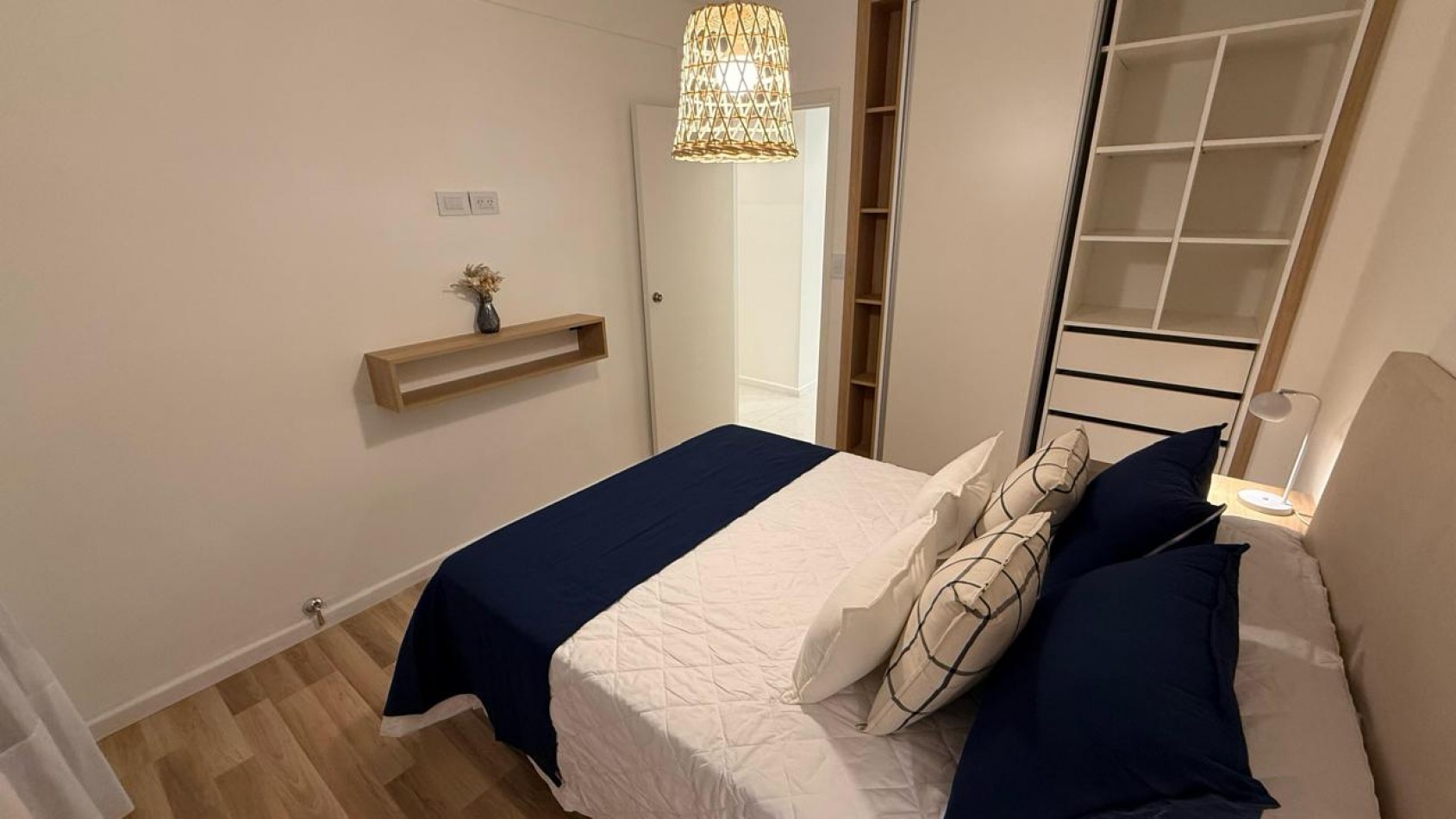 Venta 2AMB RECICLADO CENTRO MUEBLES Y ARTEFACTOS A ESTRENAR BALCON