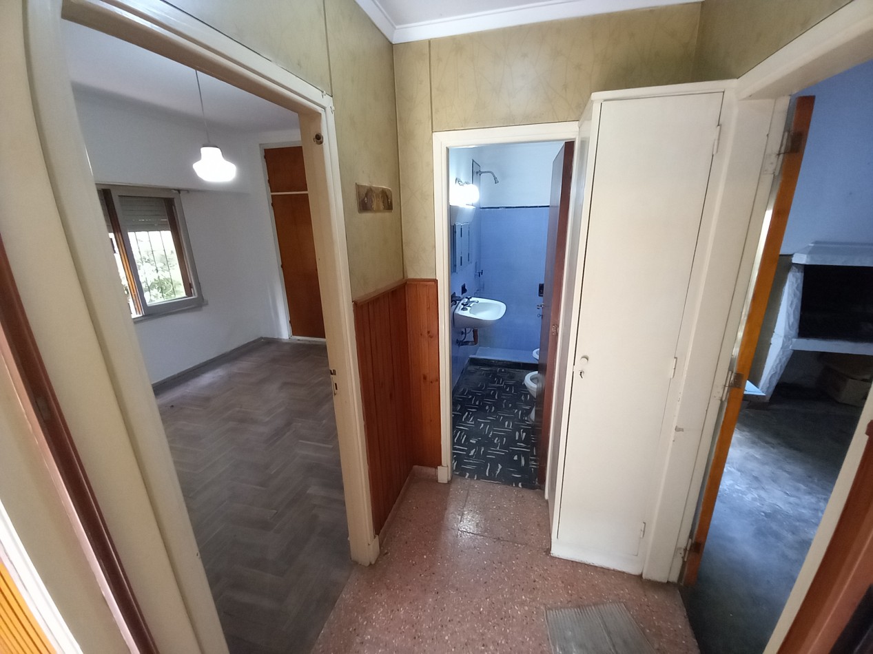 VENTA CASA en PH 2 AMB ESTADO ORIGINAL-PATIO-PARRILLA-COCHERA-BRWON 6700