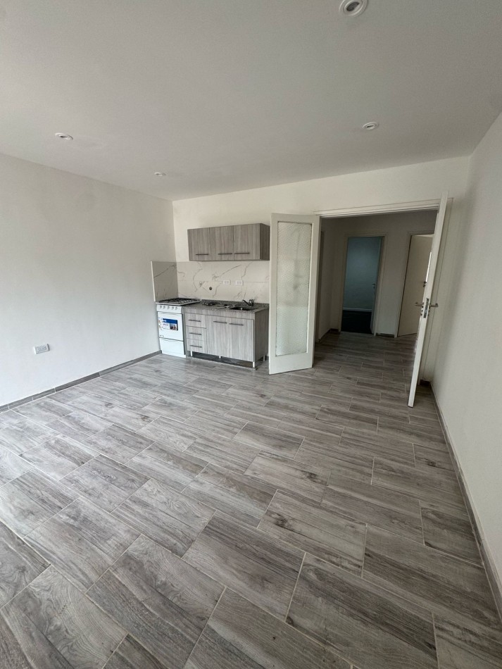 VENTA PH 3AMB PLANTA BAJA AL FRENTE SIN EXPENSAS