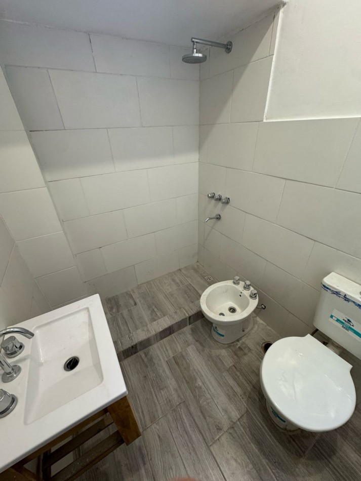 VENTA PH 3AMB PLANTA BAJA AL FRENTE SIN EXPENSAS