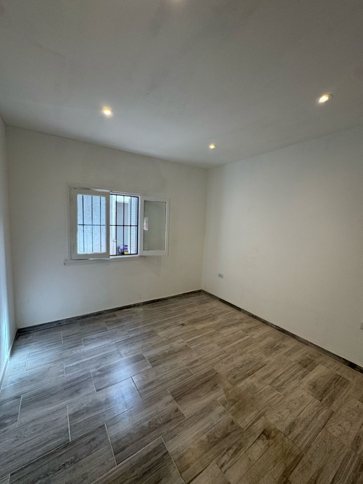 VENTA PH 3AMB PLANTA BAJA AL FRENTE SIN EXPENSAS