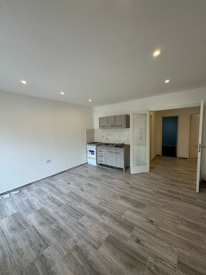 VENTA PH 3AMB PLANTA BAJA AL FRENTE SIN EXPENSAS