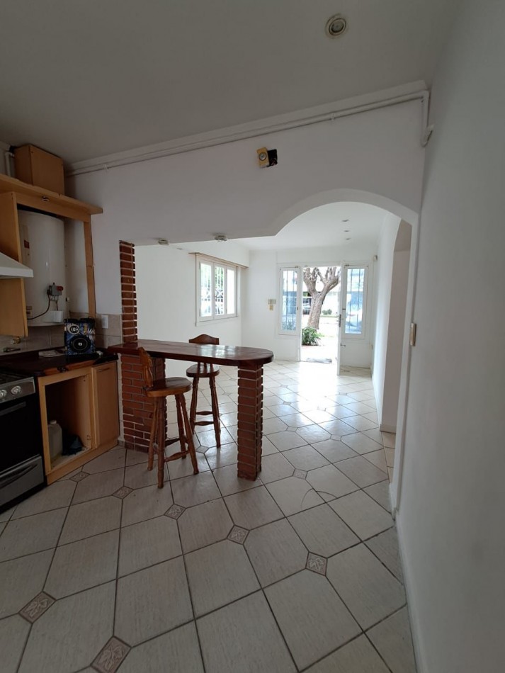 VENTA PH 4AMB COCHERA PATIO