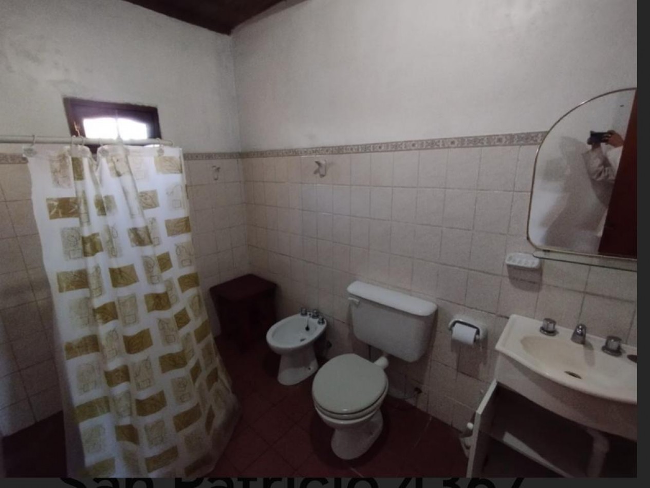 VENTA CASA ALPINO AMPLIO LOTE ESTACION CAMET NORTE