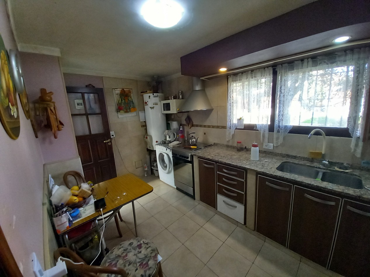 VENTA PH 3AMB EXCELENTE COCHERA PATIO