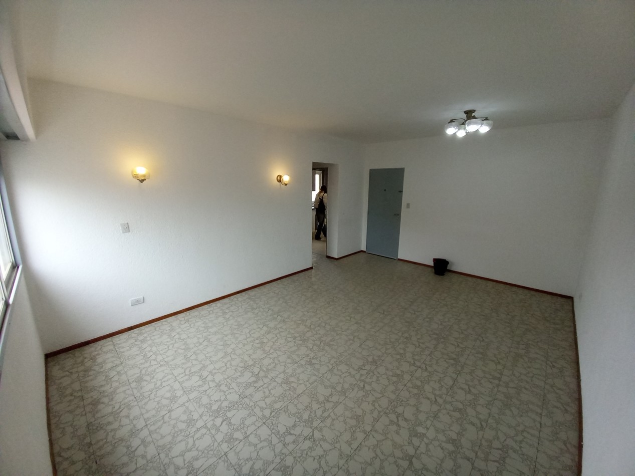 ALQUILER 3AMB AMPLIO SEMIPISO-SIN MASCOTAS SIN MUEBLES-POMPEYA-