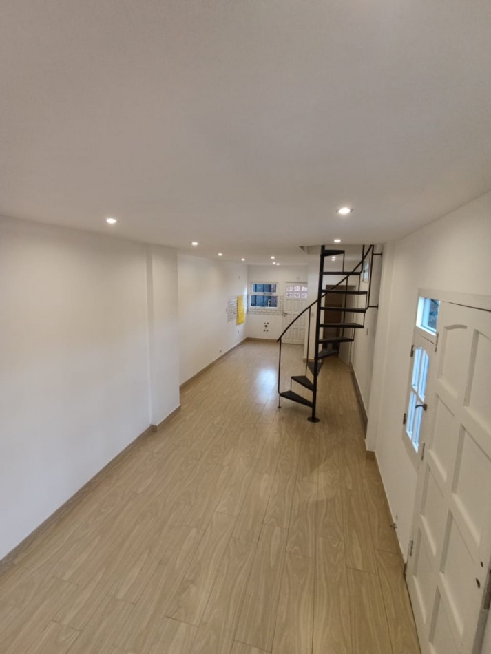 VENTA PH en 2 PLANTAS PATIO y TERRAZA