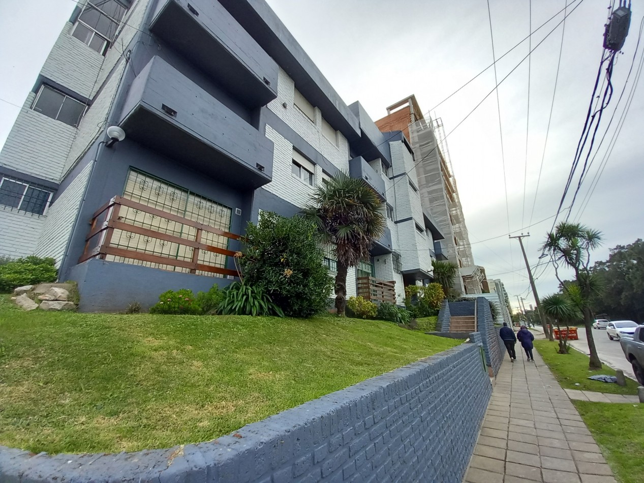 ALQUILER 3AMB MAS EXPENSAS ESPACIO COCHERA SIN MASCOTAS ALEM