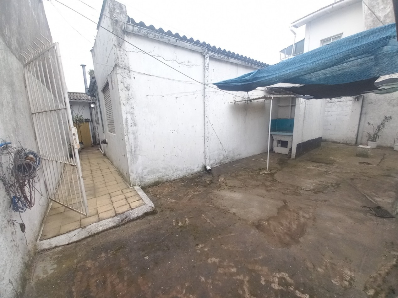 Venta CASA 3AMB COCHERA PARQUE LOTE PROPIO
