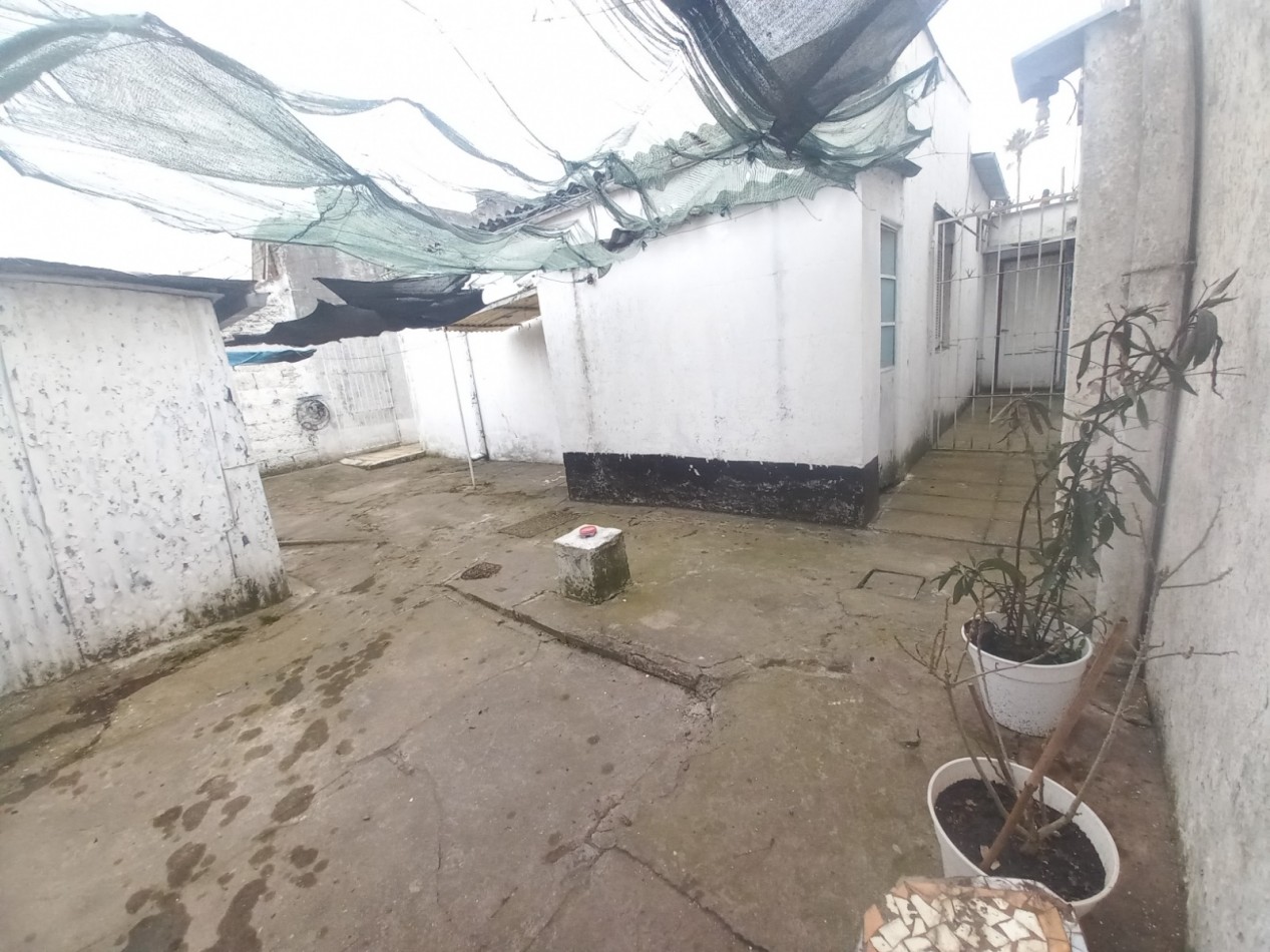 Venta CASA 3AMB COCHERA PARQUE LOTE PROPIO