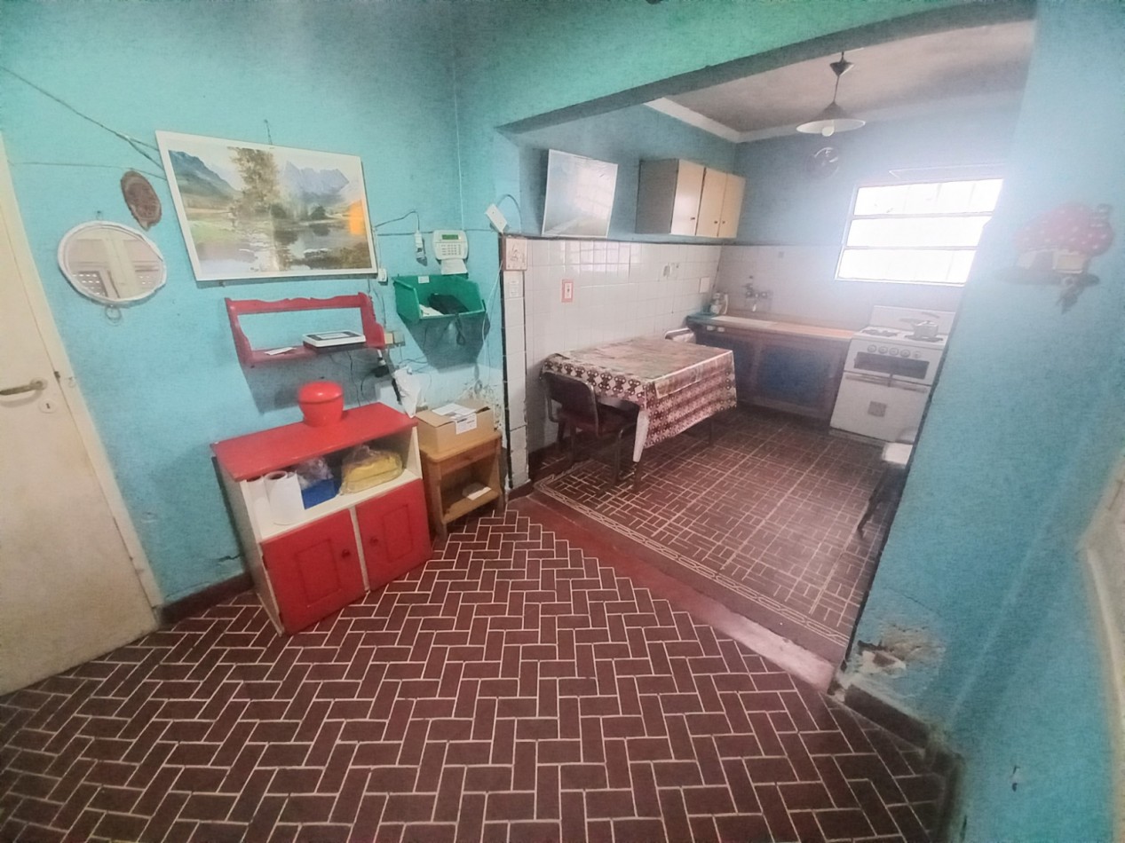 Venta CASA 3AMB COCHERA PARQUE LOTE PROPIO