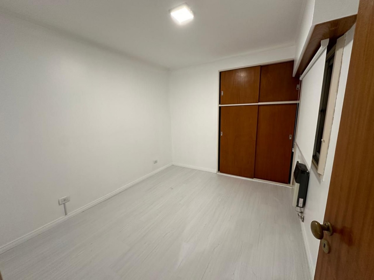 VENTA 3AMB RECICLADO FRENTE CENTRO BALCON COCHERA 
