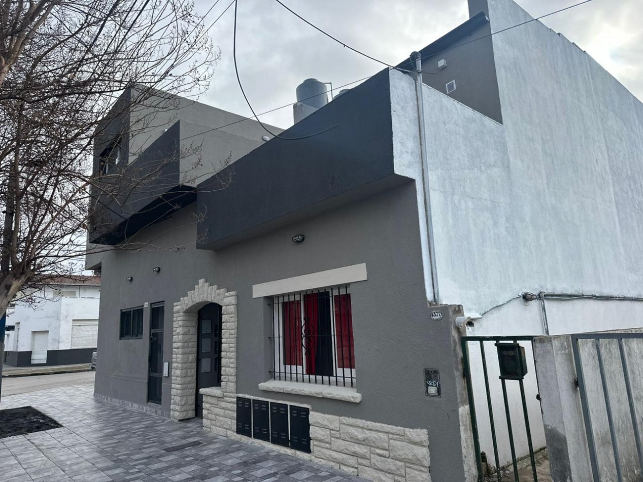 VENTA PH 2AMB RECICLADO PLANTA ALTA 2 BALCONES