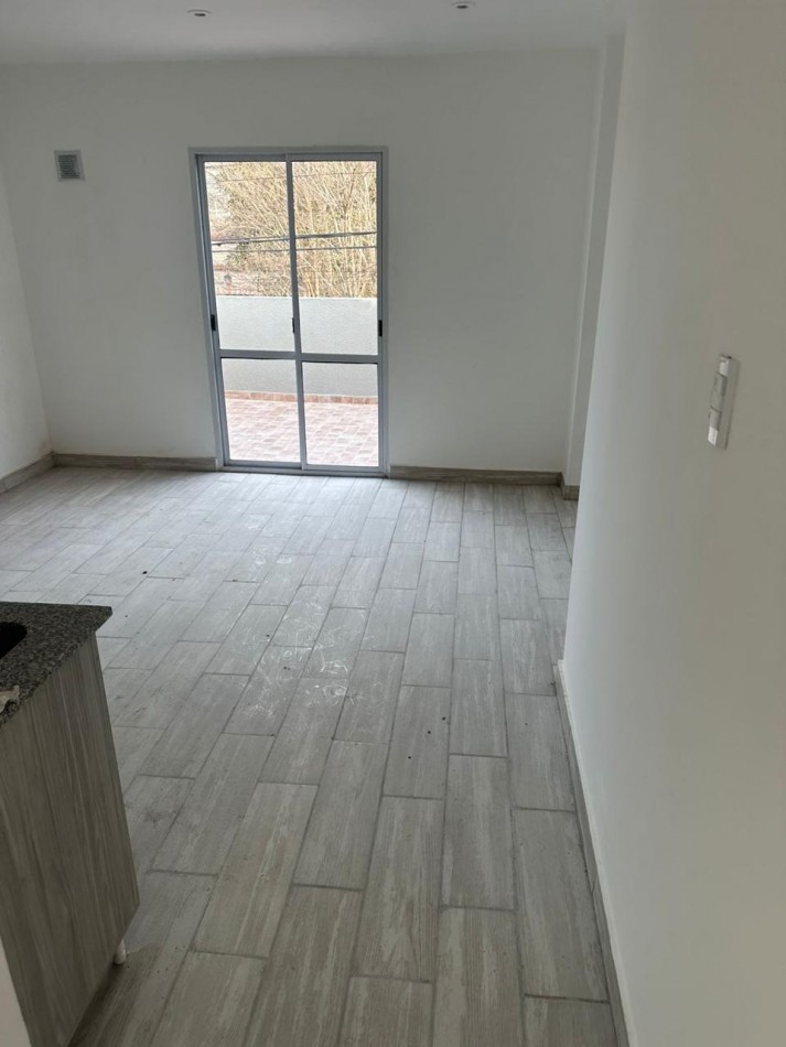VENTA PH 2AMB RECICLADO PLANTA ALTA 2 BALCONES