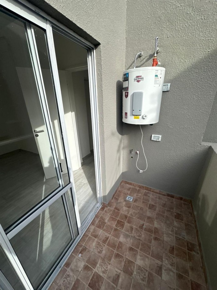 VENTA PH 2AMB RECICLADO PLANTA ALTA 2 BALCONES