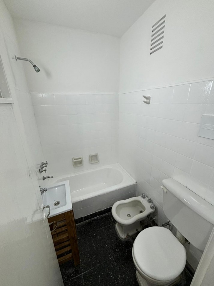 Venta 2AMB con Dependencia BALCON Y PATIO